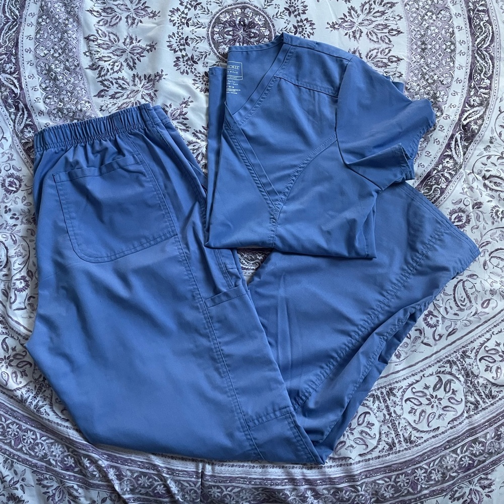 Cherokee workwear scrub set